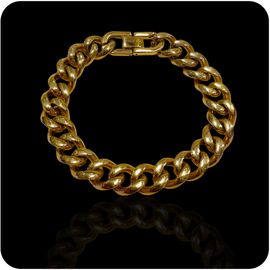 Gold Cuban link chain bracelet